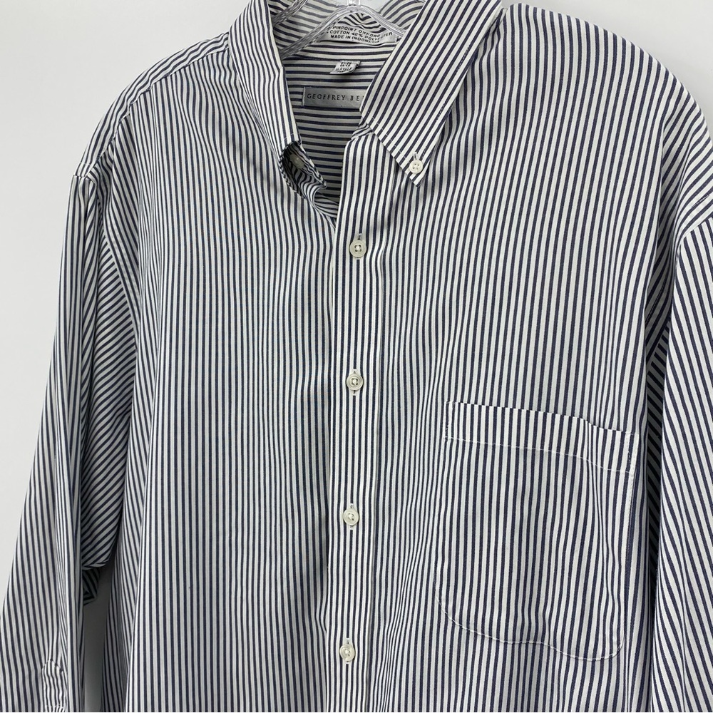 Geoffrey Beene Button Down